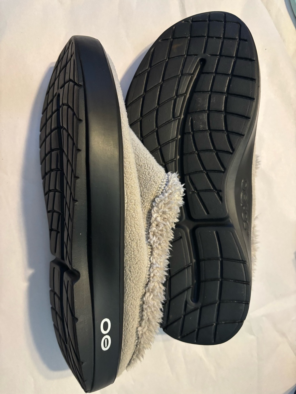 Oofos shoes men’s size 11 - Picture 4 of 5